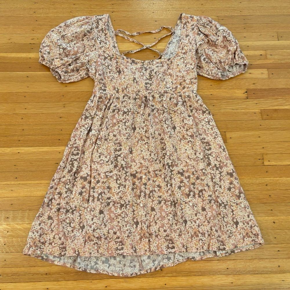 Sky & Sparrow pink floral short sleeve open cross back dress